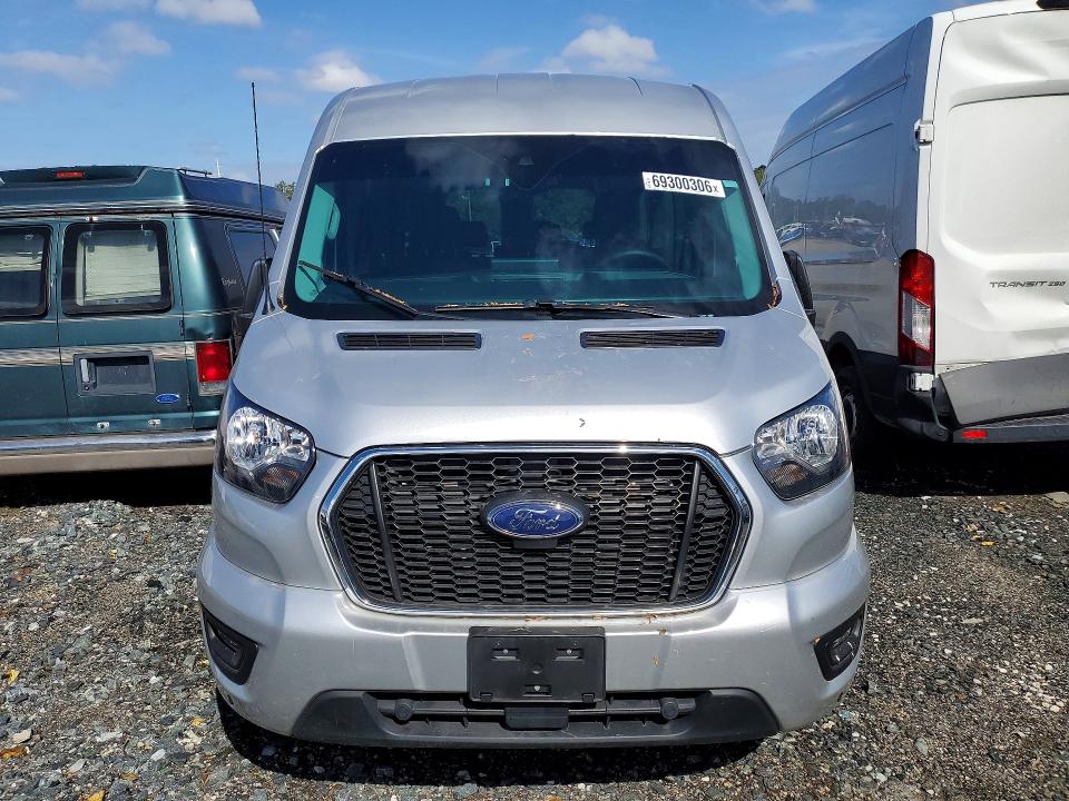 69300306 :رقم المزاد ، 1FBAX2C85RKA90054 vin ، 2024 Ford Transit مزاد بيع