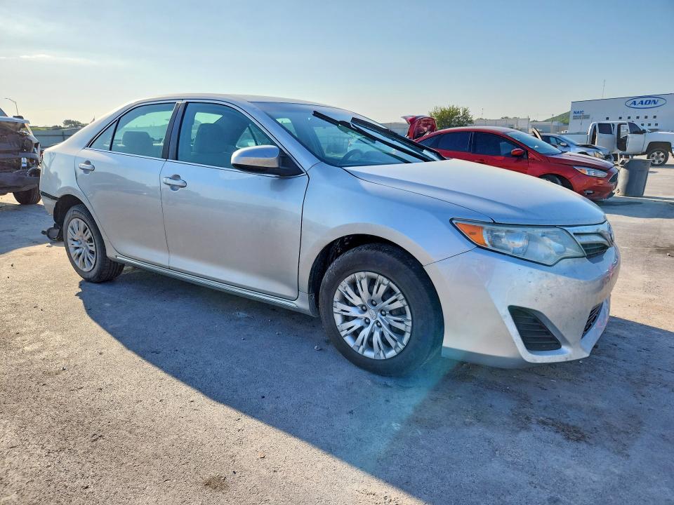 2012 Toyota Camry მანქანა იყიდება აუქციონზე, vin: 4T1BF1FK6CU054952, აუქციონის ნომერი: 67209226
