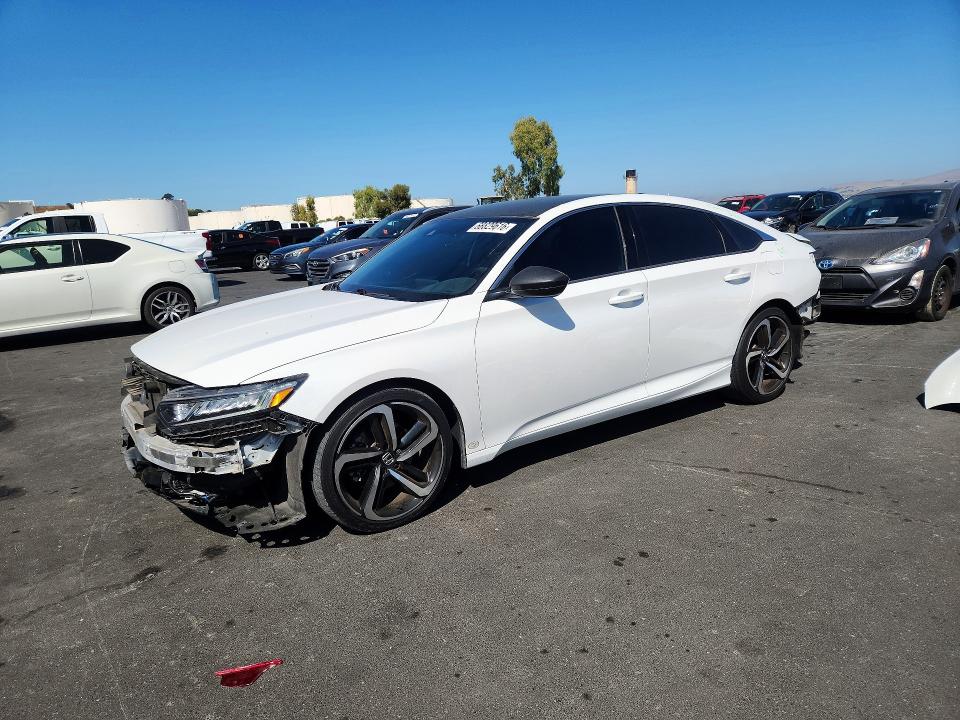 Продаж на аукціоні авто 2018 Honda Accord, vin: 1HGCV1F38JA089304, номер лоту: 68829616