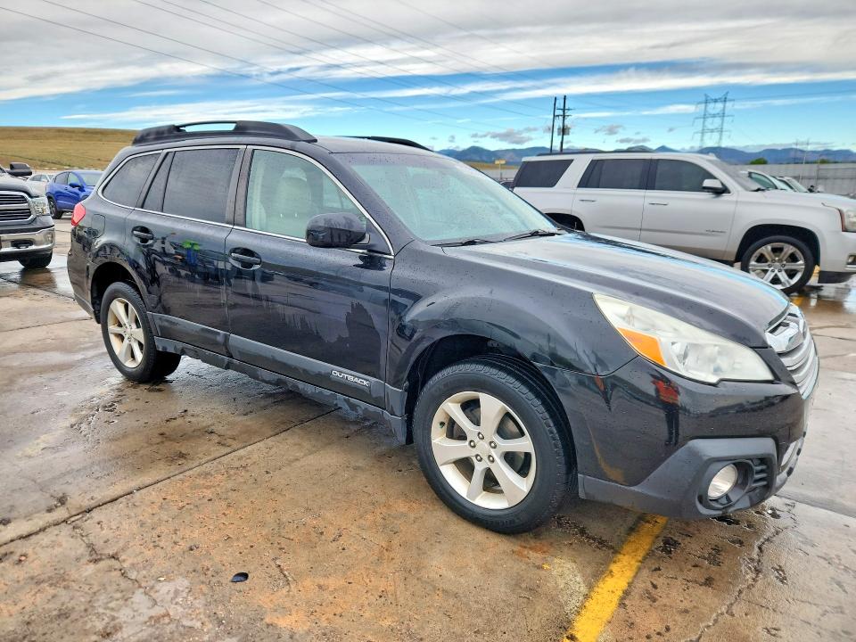 Auction sale of the 2013 Subaru Outback, vin: 4S4BRBKC3D3229337, lot number: 67096496
