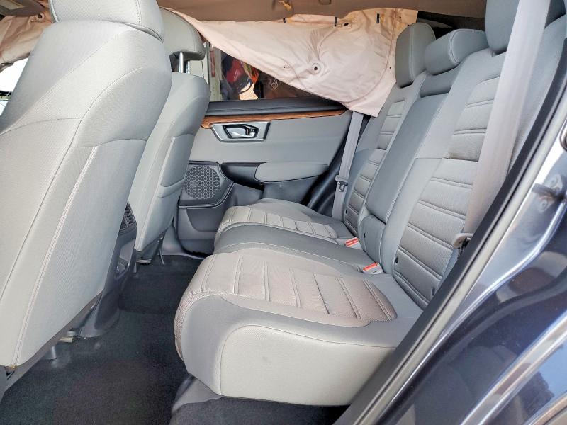 70141846 :رقم المزاد ، 7FARW1H5XJE055977 vin ، 2018 Honda Cr-v مزاد بيع