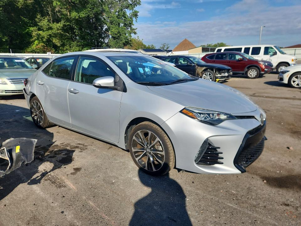 69620006 :رقم المزاد ، 2T1BURHE8JC110397 vin ، 2018 Toyota Corolla مزاد بيع