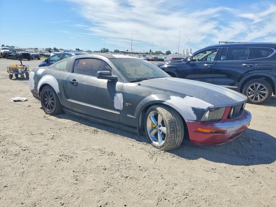 70713356 :رقم المزاد ، 1ZVHT82H975227533 vin ، 2007 Ford Mustang مزاد بيع