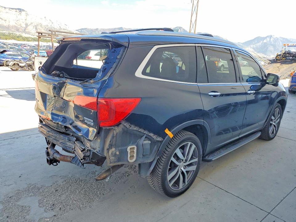68713196 :رقم المزاد ، 5FNYF6H9XGB037656 vin ، 2016 Honda Pilot مزاد بيع