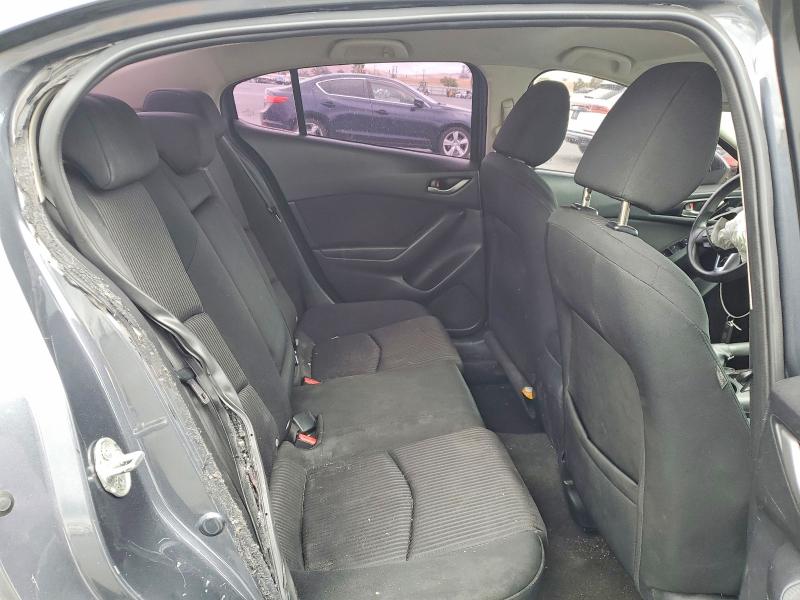 67561426 :رقم المزاد ، JM1BM1U78G1338132 vin ، 2016 Mazda 3 مزاد بيع