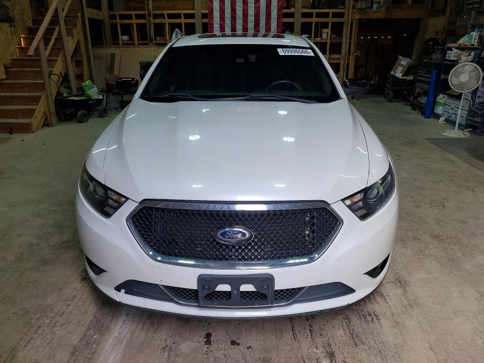 2015 Ford Taurus მანქანა იყიდება აუქციონზე, vin: 1FAHP2KT4FG100500, აუქციონის ნომერი: 69996566