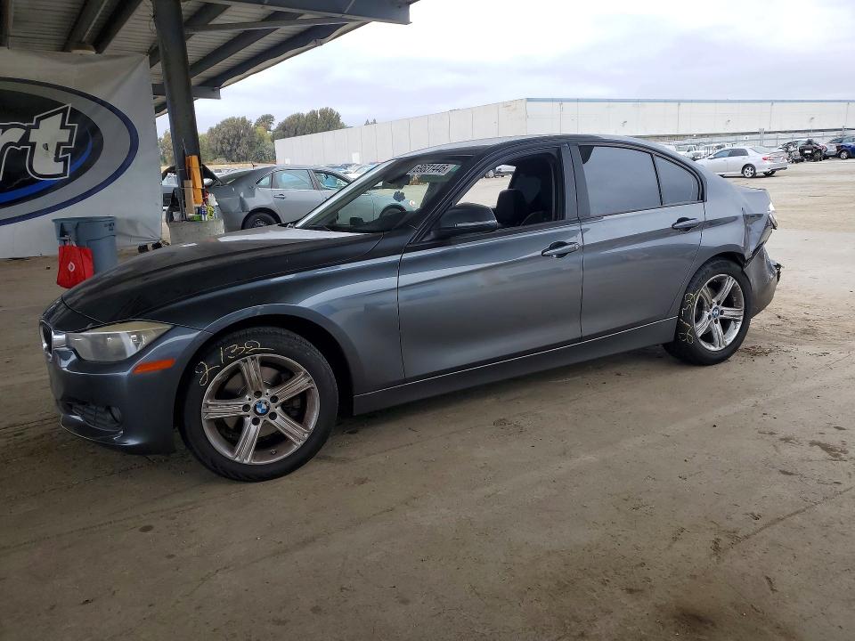 Aukcja sprzedaży 2015 Bmw 320, vin: WBA3B1G56FNT03128, numer aukcji: 69631446