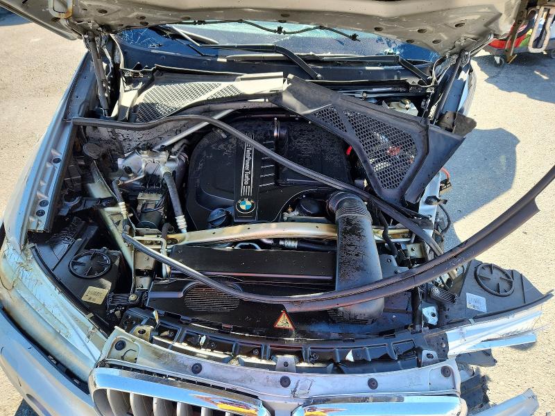 70372416 :رقم المزاد ، 5UXKR0C58F0P11992 vin ، 2015 Bmw X5 مزاد بيع