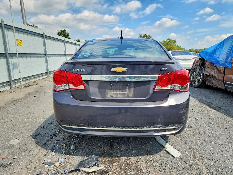 68390116 :رقم المزاد ، 1G1PG5SB3E7399323 vin ، 2014 Chevrolet Cruze مزاد بيع