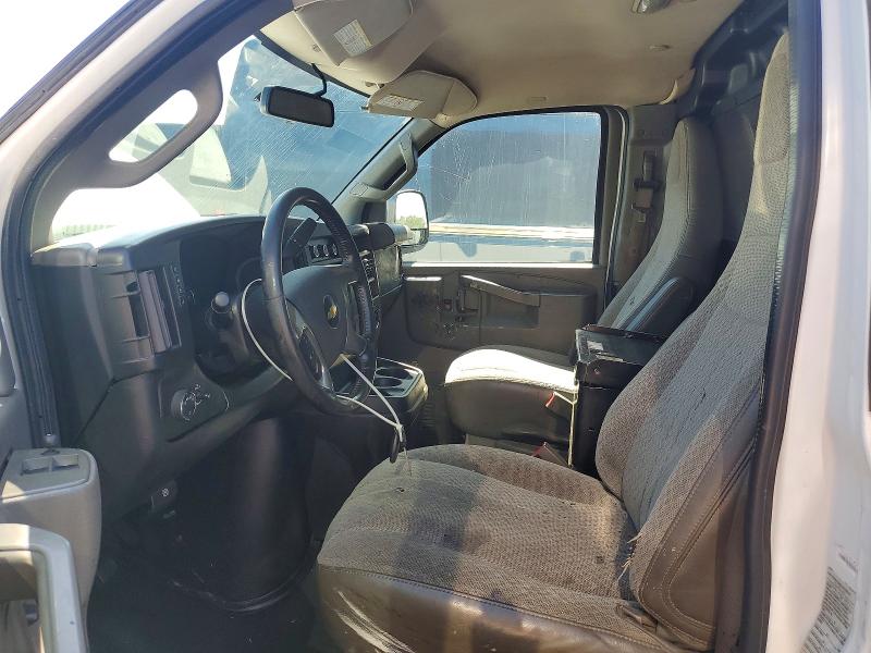 68522976 :رقم المزاد ، 1GCWGAFF6H1310666 vin ، 2017 Chevrolet Express G2500 مزاد بيع