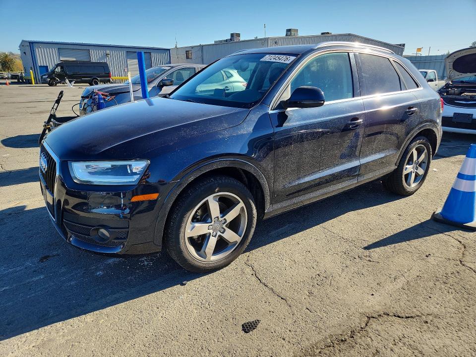 71245476 :رقم المزاد ، WA1GFCFS8FR005775 vin ، 2015 Audi Q3 مزاد بيع