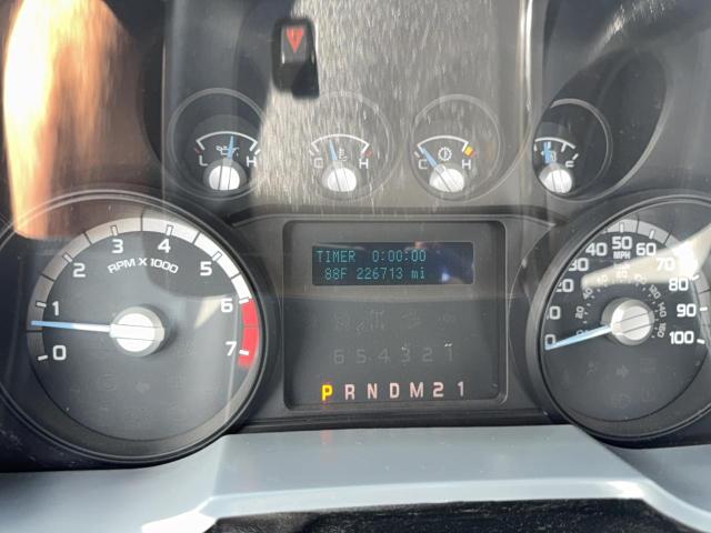 70292066 :رقم المزاد ، 1FDRF3G67FEC14945 vin ، 2015 Ford F350 مزاد بيع