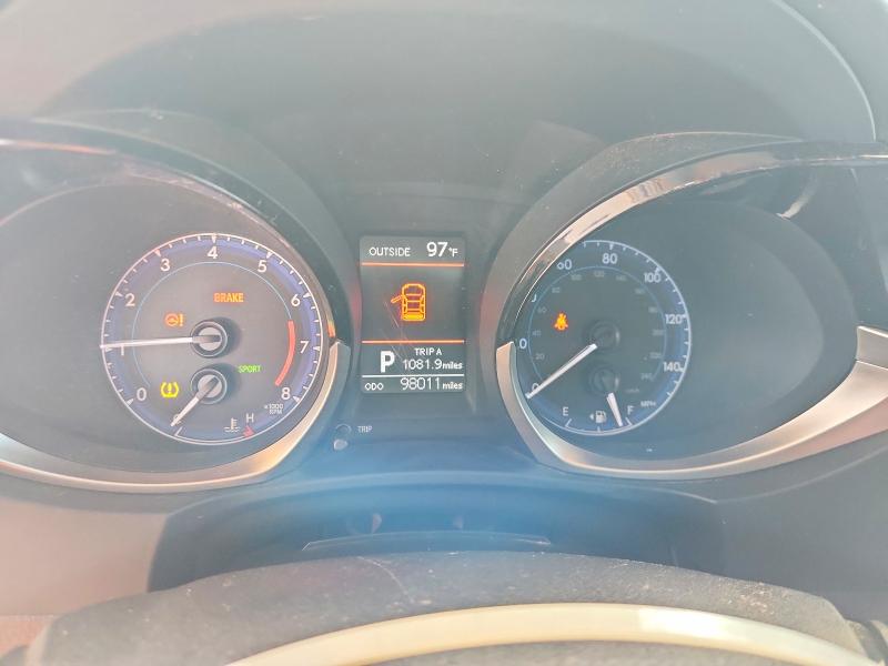 Продажа на аукционе авто 2015 Toyota Corolla, vin: 5YFBURHE4FP334824, номер лота: 69262526