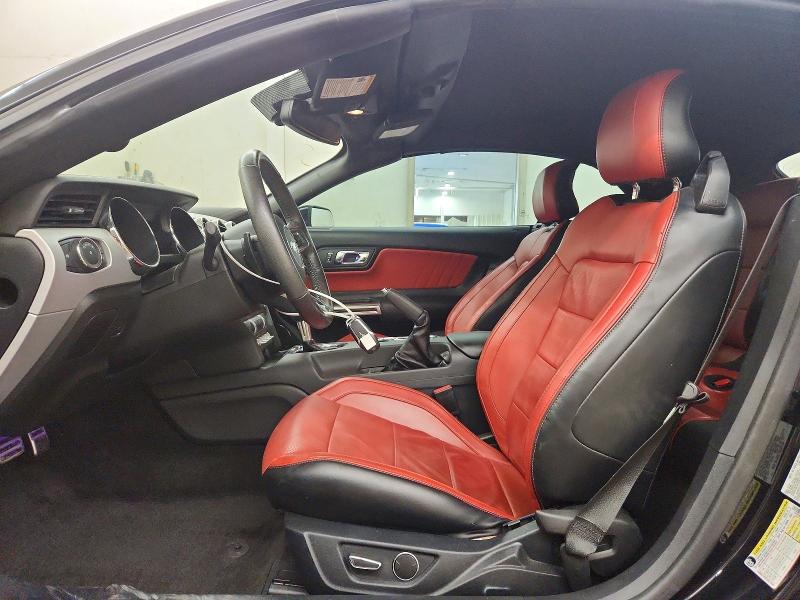 Продажа на аукционе авто 2015 Ford Mustang, vin: 1FATP8FF7F5332585, номер лота: 70088626