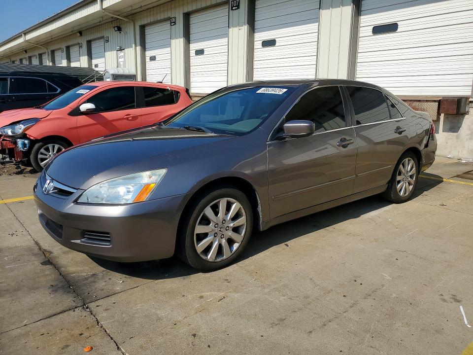 Auction sale of the 2007 Honda Accord, vin: 1HGCM66597A028635, lot number: 68639426