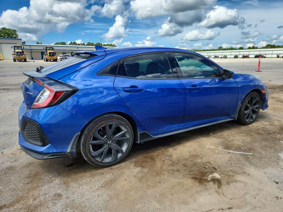 2018 Honda Civic მანქანა იყიდება აუქციონზე, vin: SHHFK7H46JU237808, აუქციონის ნომერი: 66863736