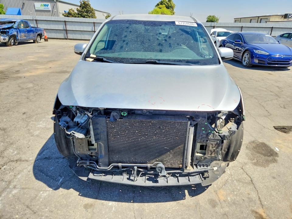 2017 Kia Sedona მანქანა იყიდება აუქციონზე, vin: KNDMB5C10H6219112, აუქციონის ნომერი: 67358686