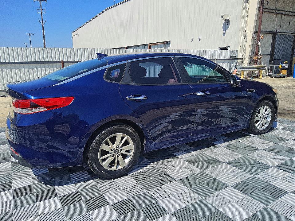 Aukcja sprzedaży 2018 Kia Optima, vin: 5XXGT4L36JG194293, numer aukcji: 68246046