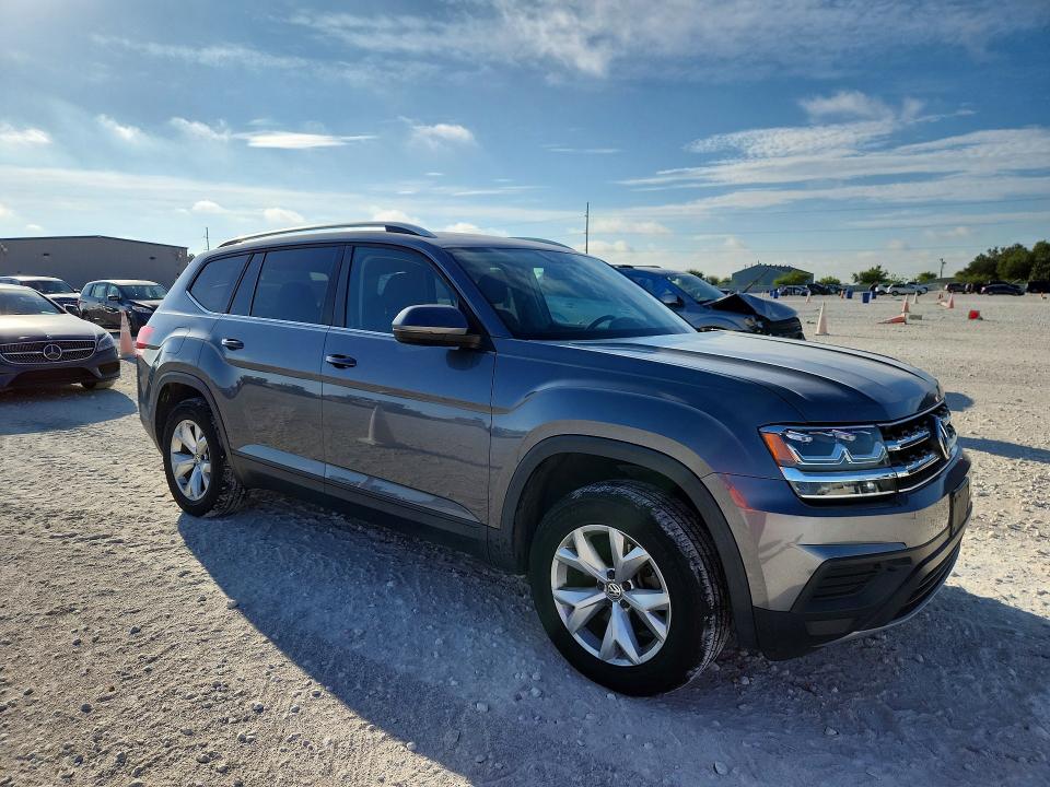 Продаж на аукціоні авто 2018 Volkswagen Atlas, vin: 1V2HR2CA0JC512607, номер лоту: 68507256