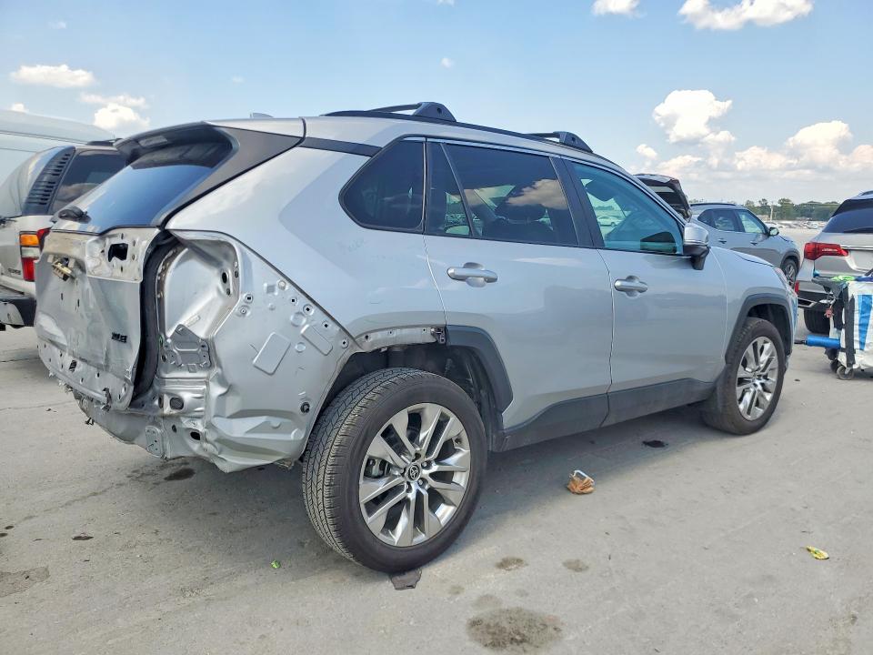 2021 Toyota Rav4 მანქანა იყიდება აუქციონზე, vin: 2T3C1RFV5MW172009, აუქციონის ნომერი: 67601576