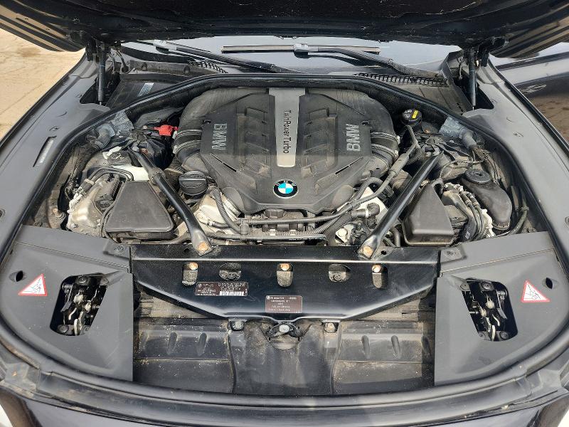 2015 Bmw 750 მანქანა იყიდება აუქციონზე, vin: WBAYF8C57FD653950, აუქციონის ნომერი: 67215186
