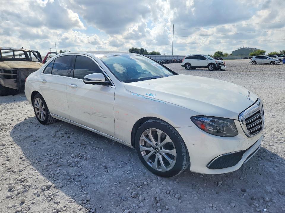 Продажа на аукционе авто 2019 Mercedes-benz E, vin: WDDZF6JB0KA565537, номер лота: 68236736