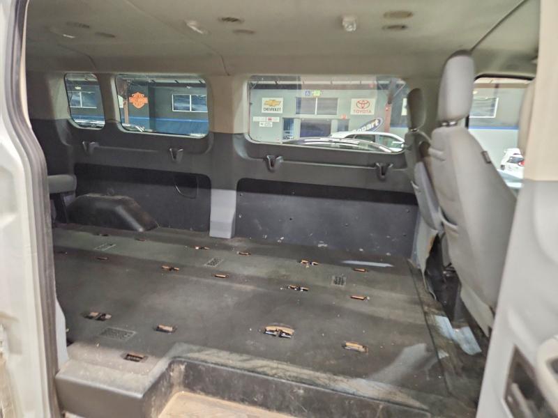 69570416 :رقم المزاد ، 1FBZX2ZM2KKA15325 vin ، 2019 Ford Transit مزاد بيع