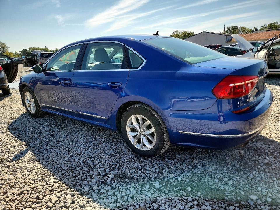 68836866 :رقم المزاد ، 1VWAS7A30GC050029 vin ، 2016 Volkswagen Passat مزاد بيع