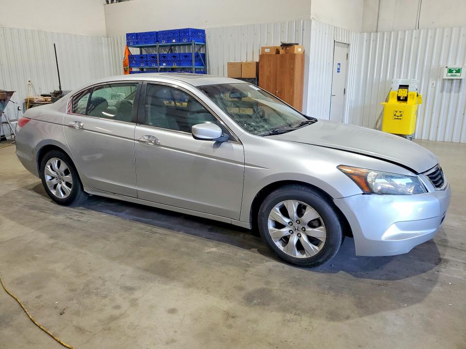 70996836 :رقم المزاد ، 1HGCP36858A081883 vin ، 2008 Honda Accord مزاد بيع