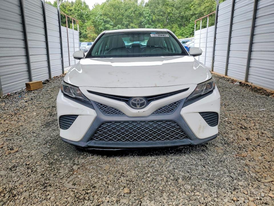 2019 Toyota Camry მანქანა იყიდება აუქციონზე, vin: 4T1B11HK1KU224323, აუქციონის ნომერი: 69017776