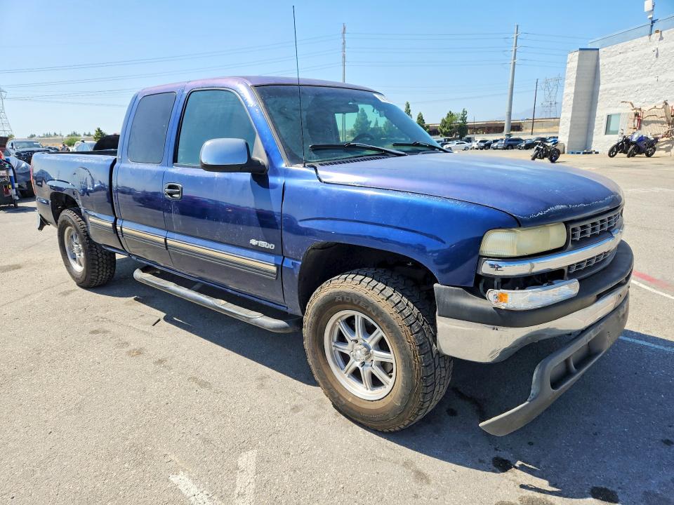 68706126 :رقم المزاد ، 2GCEC19V0Y1151907 vin ، 2000 Chevrolet Silverado مزاد بيع