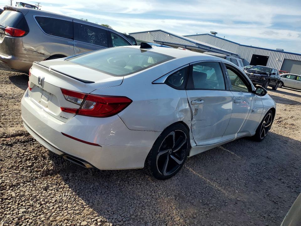 Продаж на аукціоні авто 2022 Honda Accord, vin: 1HGCV1F38NA116393, номер лоту: 67632656