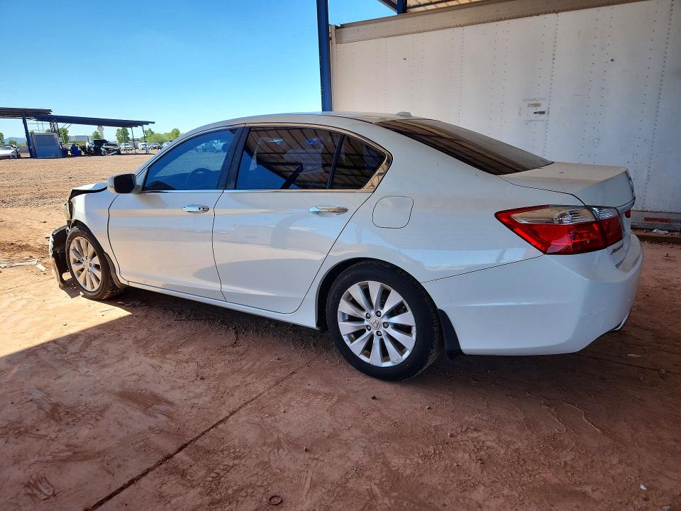 69551176 :رقم المزاد ، 1HGCR2F87EA142599 vin ، 2014 Honda Accord مزاد بيع