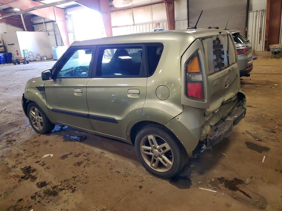 68278136 :رقم المزاد ، KNDJT2A28A7039421 vin ، 2010 Kia Soul مزاد بيع