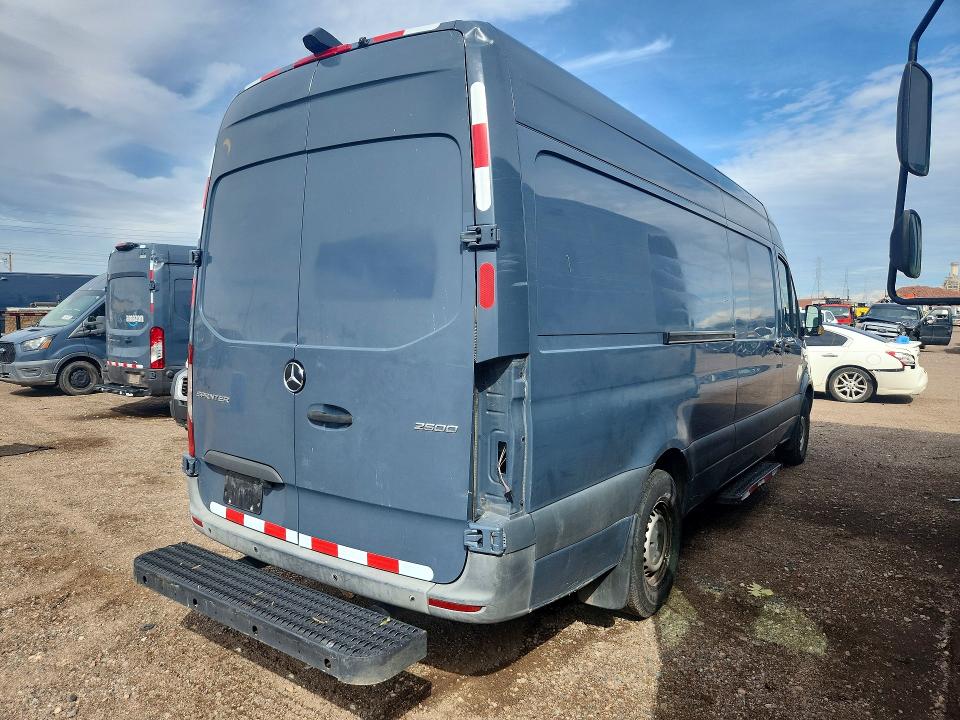 2019 Mercedes-benz Sprinter 3500 მანქანა იყიდება აუქციონზე, vin: WD4PF1CD8KP111221, აუქციონის ნომერი: 67886906