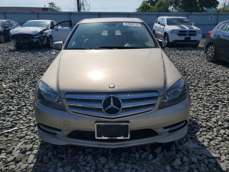 Продажа на аукционе авто 2011 Mercedes-benz C, vin: WDDGF8BB7BR152386, номер лота: 67655176