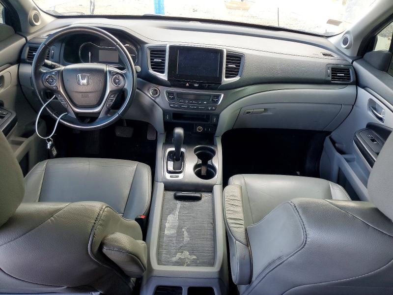 68852646 :رقم المزاد ، 5FNYF5H58JB000670 vin ، 2018 Honda Pilot مزاد بيع