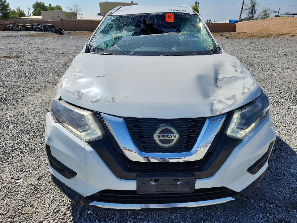70140356 :رقم المزاد ، KNMAT2MT3JP538373 vin ، 2018 Nissan Rogue مزاد بيع