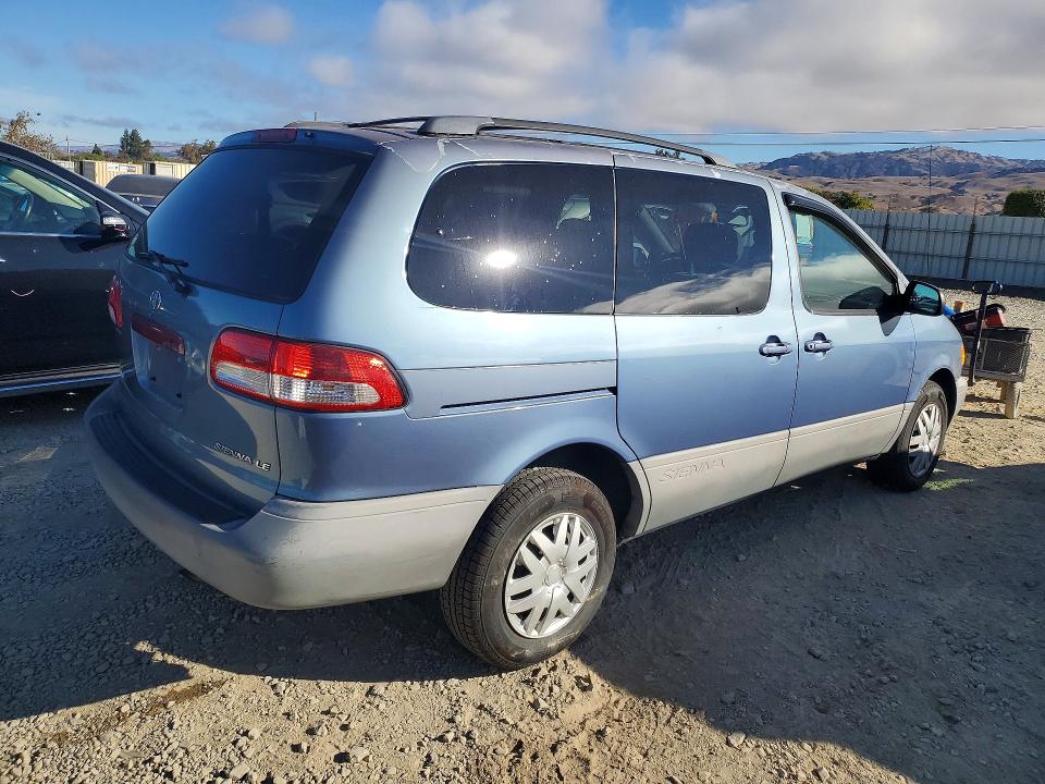70604856 :رقم المزاد ، 4T3ZF13C81U334145 vin ، 2001 Toyota Sienna مزاد بيع