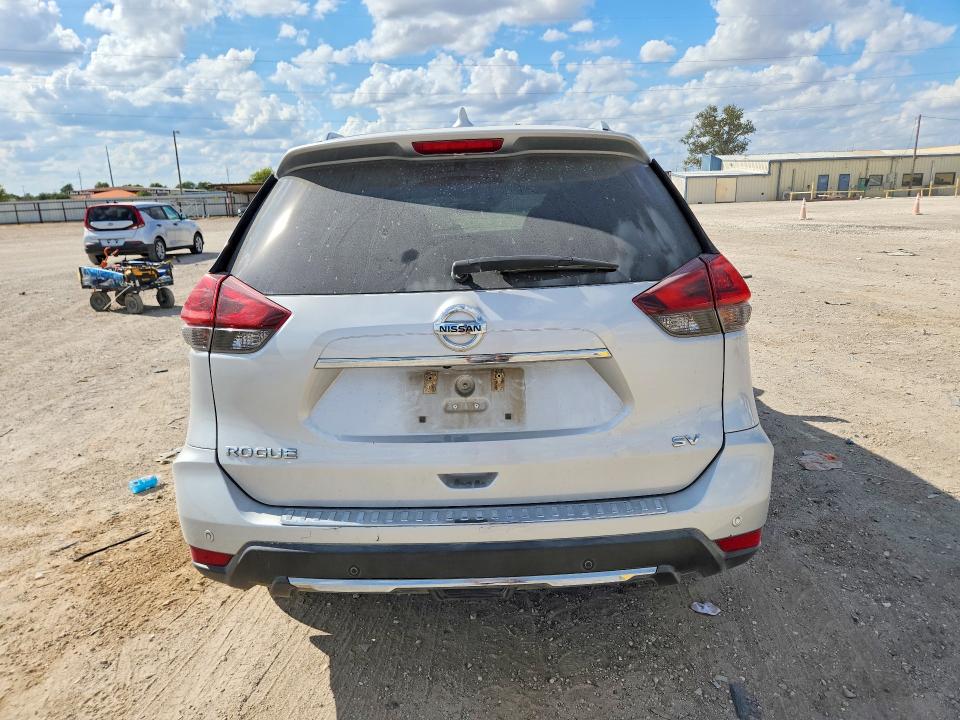 2019 Nissan Rogue მანქანა იყიდება აუქციონზე, vin: 5N1AT2MT5KC704896, აუქციონის ნომერი: 70970916