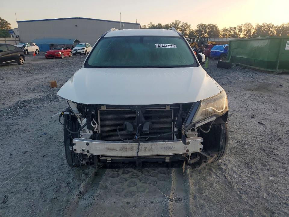 67367156 :رقم المزاد ، 5N1DR2MN0HC631457 vin ، 2017 Nissan Pathfinder مزاد بيع