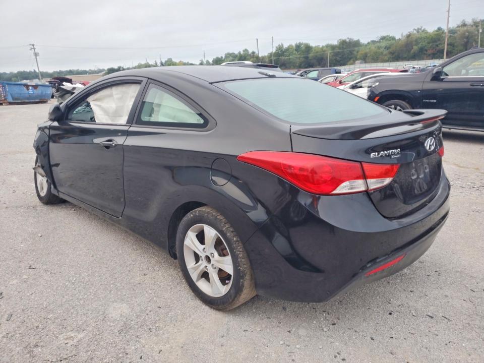 67668306 :رقم المزاد ، KMHDH6AE6DU020531 vin ، 2013 Hyundai Elantra Coupe مزاد بيع