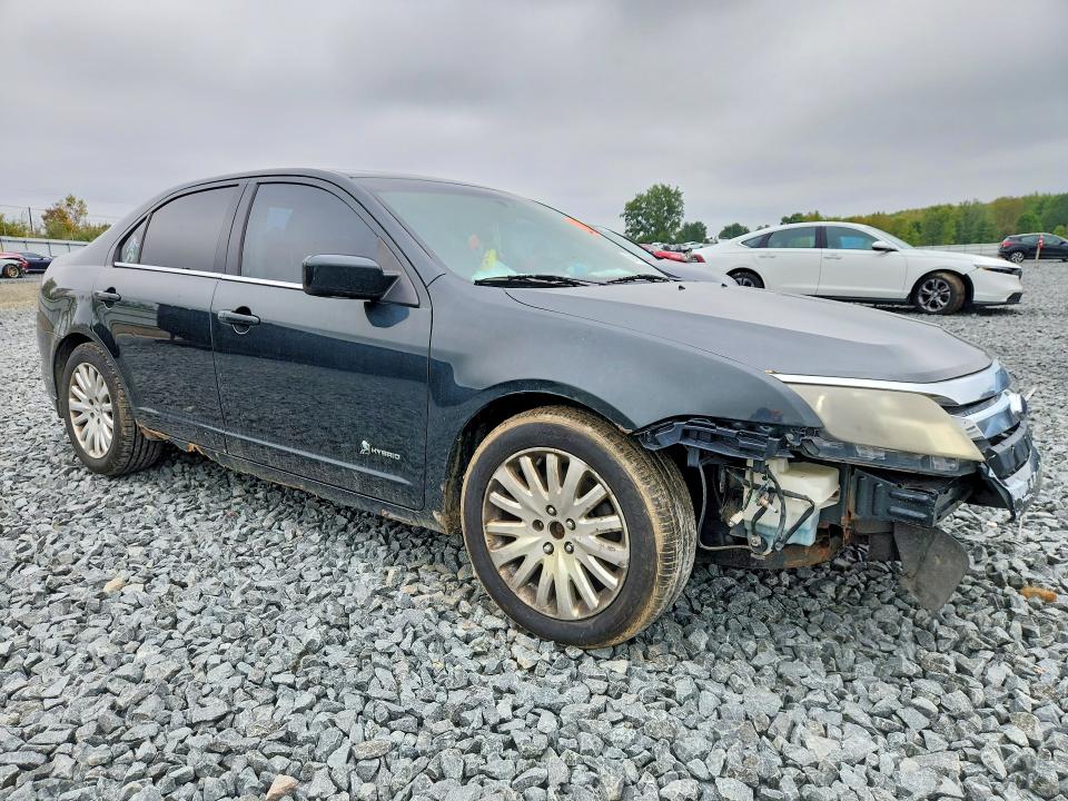 69423956 :رقم المزاد ، 3FADP0L37AR138998 vin ، 2010 Ford Fusion مزاد بيع