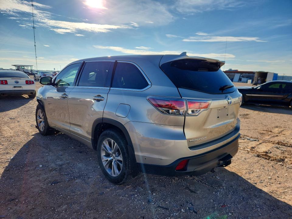 Продажа на аукционе авто 2015 Toyota Highlander, vin: 5TDBKRFH3FS109076, номер лота: 70881276