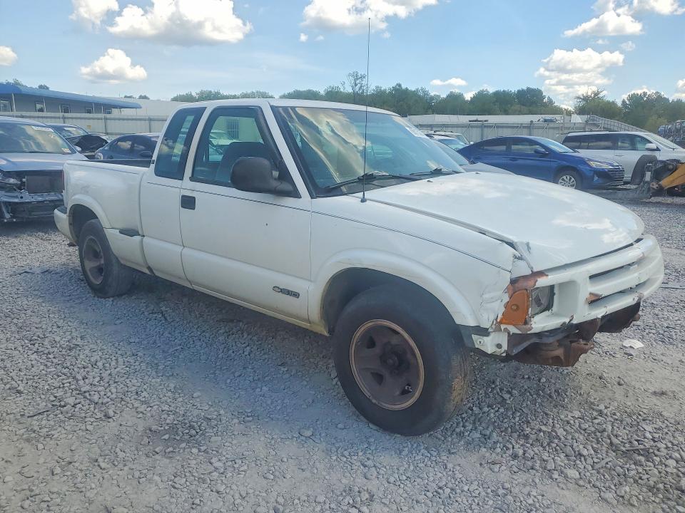 68152746 :رقم المزاد ، 1GCCS19X4V8146438 vin ، 1997 Chevrolet S Truck مزاد بيع