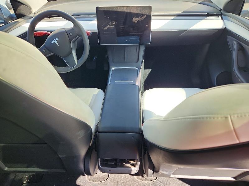 Продаж на аукціоні авто 2021 Tesla Model Y, vin: 7SAYGDED8RF008883, номер лоту: 69648576