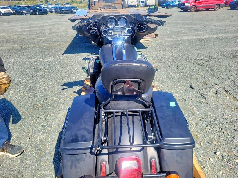 68025606 :رقم المزاد ، 1HD1FF416BB657173 vin ، 2011 Harley-davidson Flhtc مزاد بيع