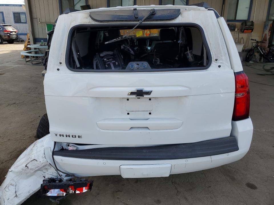 69776846 :رقم المزاد ، 1GNSCBKC9KR156496 vin ، 2019 Chevrolet Tahoe مزاد بيع