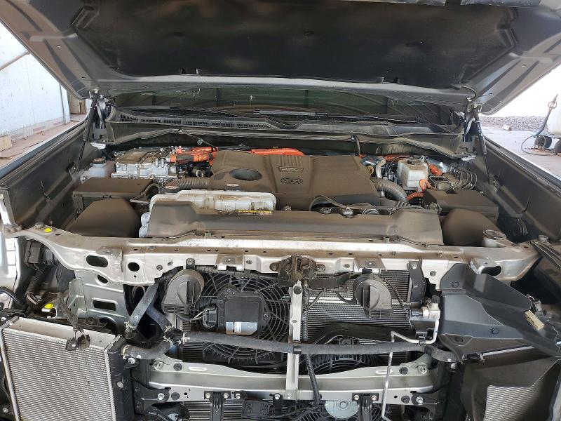 Продаж на аукціоні авто 2025 Toyota Tundra, vin: 5TFNC5DBXSX103295, номер лоту: 69729266