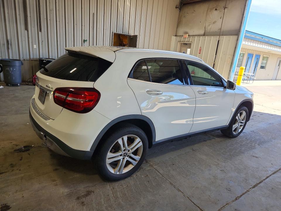 2020 Mercedes-benz Gla მანქანა იყიდება აუქციონზე, vin: WDCTG4GB4LU021884, აუქციონის ნომერი: 68349846
